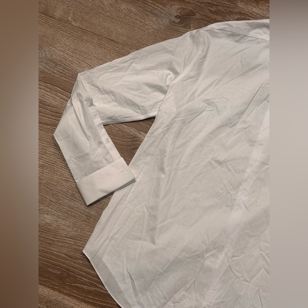 Cotton Herringbone Slim Fit Dress Shirt - Picture 8 of 8